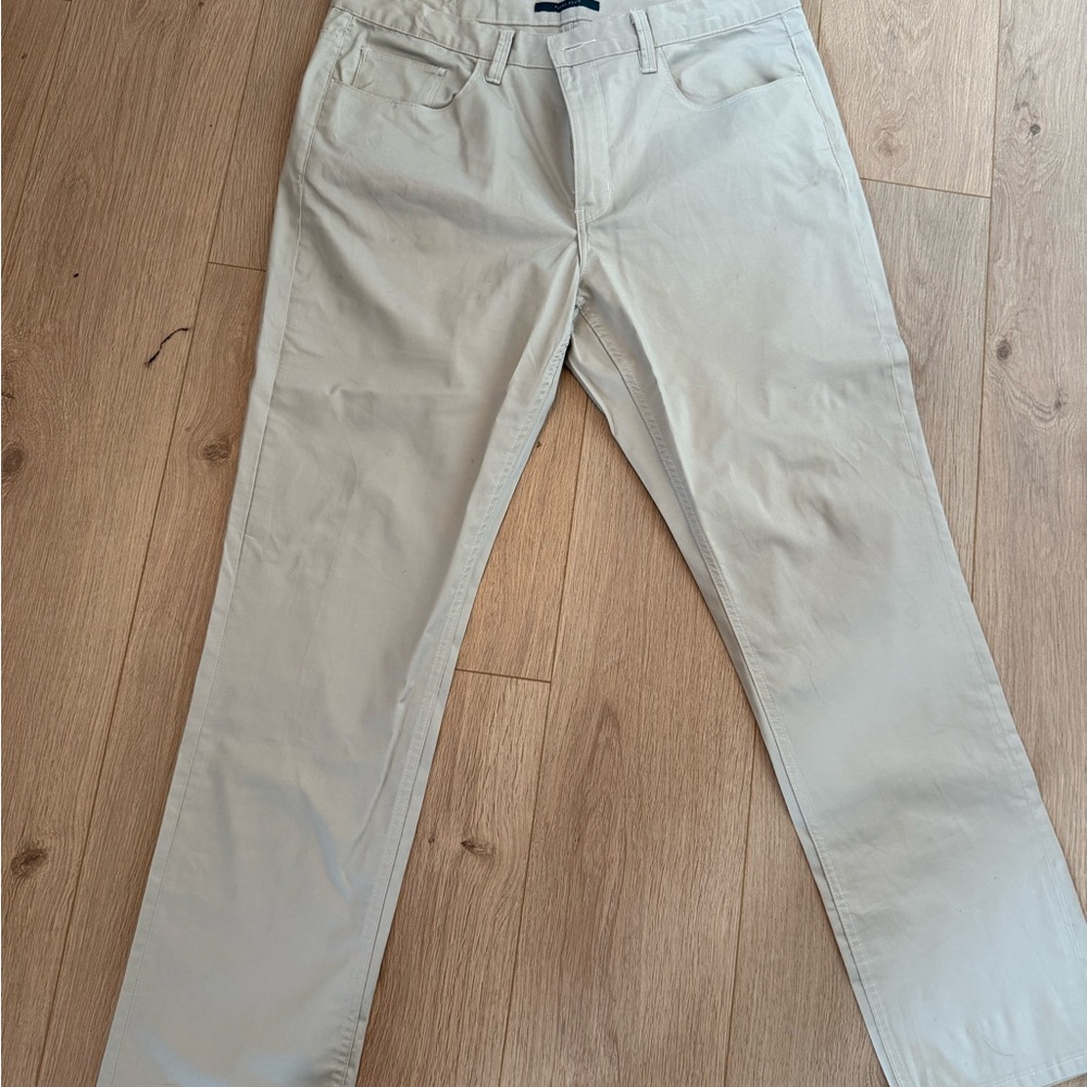 Perry Ellis Light Khaki Chinos